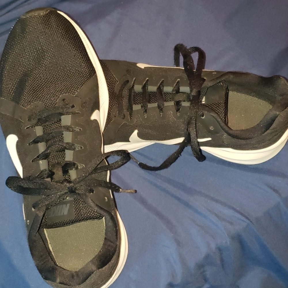 Nikes shoes